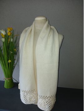 ECHARPE PURE LAINE FLEURS Fait Main